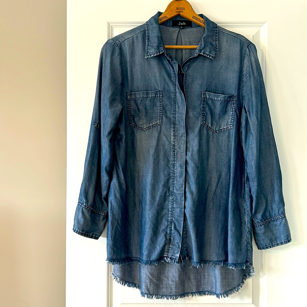 Joh Indigo Blue Tencel Tunic Top w Frayed Hi Lo Hems, Pockets, Hidden Roll Tabs